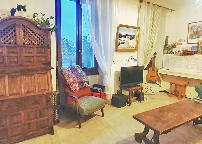 Shared With Kitten * ניס